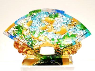 琉璃巧韻，茶臺(tái)生輝——多功能茶臺(tái)中的光與茶韻之美